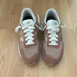New Balance 237 Rose and White Sneakers